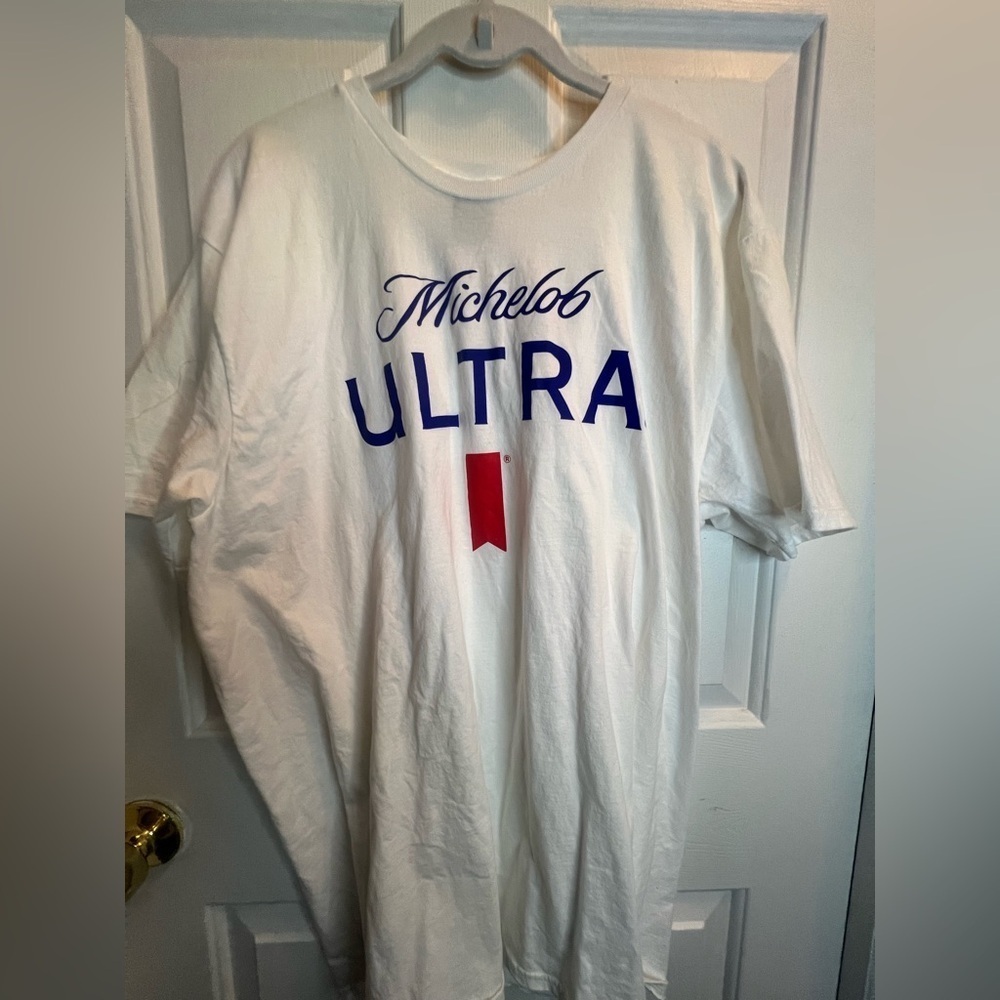 Michelob Ultra Hanes White Short Sleeve Tee Classic Comfort